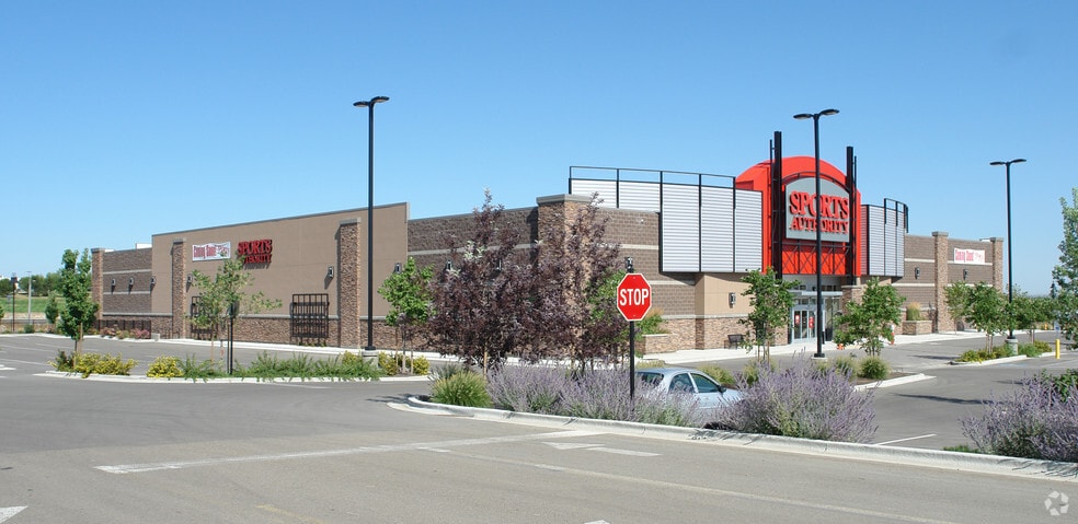 More Photos Of 1200 N Happy Valley Rd, Nampa Unknown For Lease