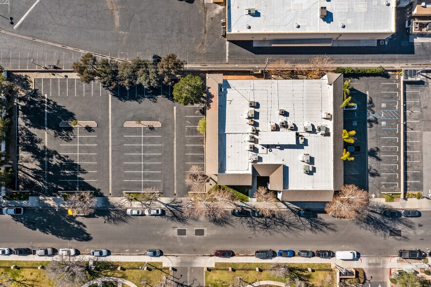 More Photos Of 27141 Hidaway Ave, Canyon Country Medical For Lease