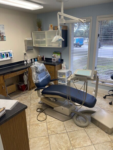 More Photos Of 15 21st Ave, Isle Of Palms Loft Creative Space For Sale