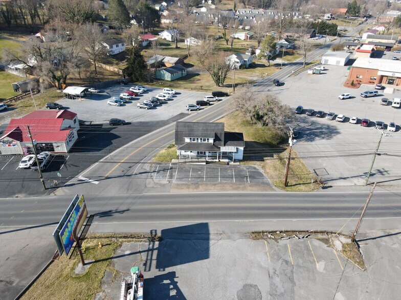 More Photos Of 1616 Blountville Blvd, Blountville Office Residential For Sale