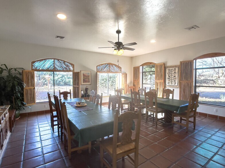 More Photos Of 8933 S Yell Ln, Hereford Hospitality For Sale