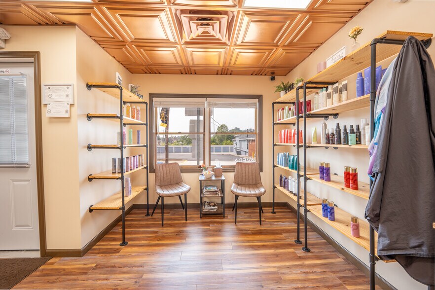 More Photos Of 106 E 1st Ave, Derry Freestanding For Sale