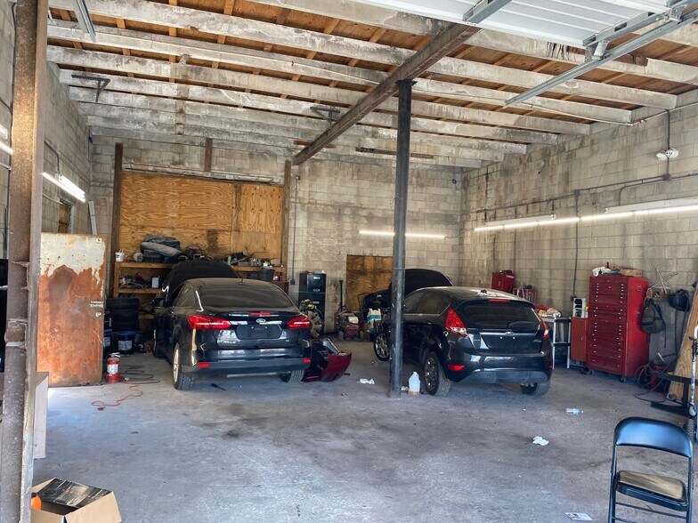 More Photos Of 71 Sunset Dr, West Melbourne Warehouse For Sale