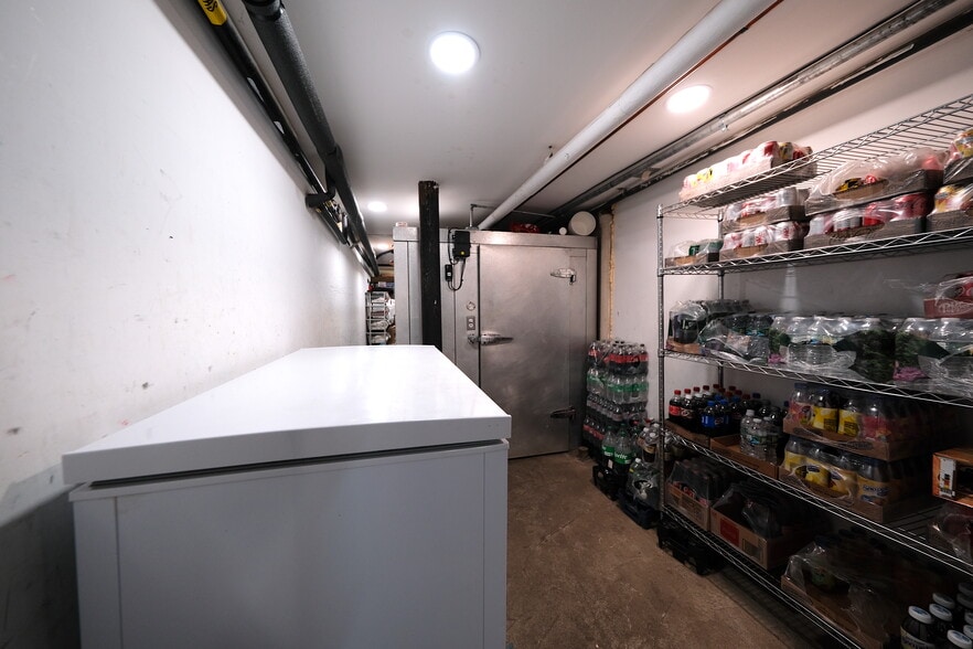More Photos Of 536 E 14th St, New York Apartments For Lease