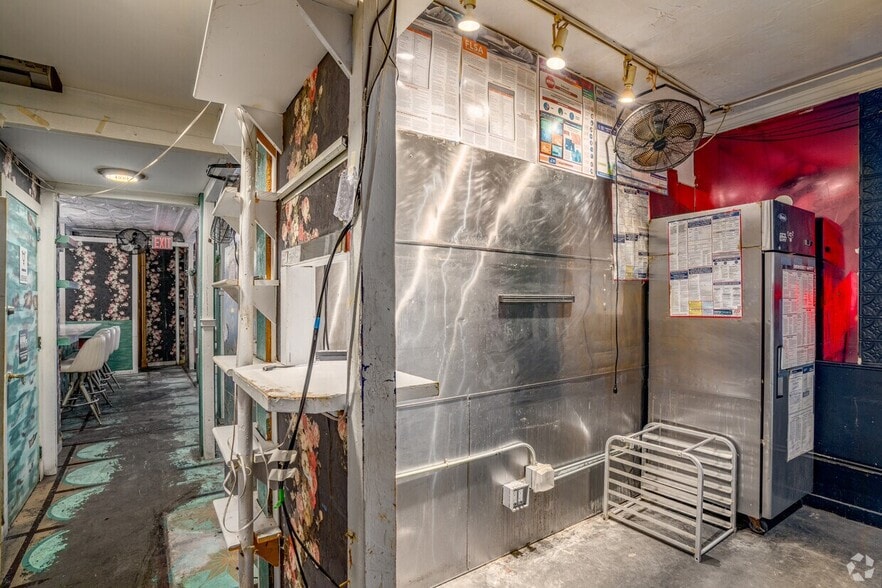 More Photos Of 111-115 E 7th St, New York Apartments For Lease