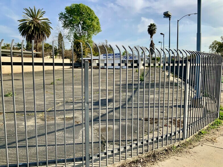 More Photos Of 721 N Santa Fe Ave, Vista Auto Dealership For Sale