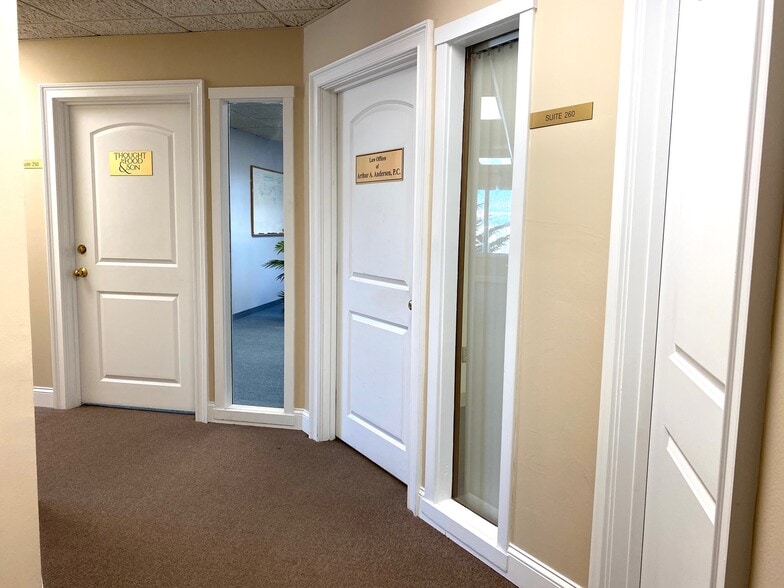 More Photos Of 910 Boston Post Rd E, Marlborough Office For Lease
