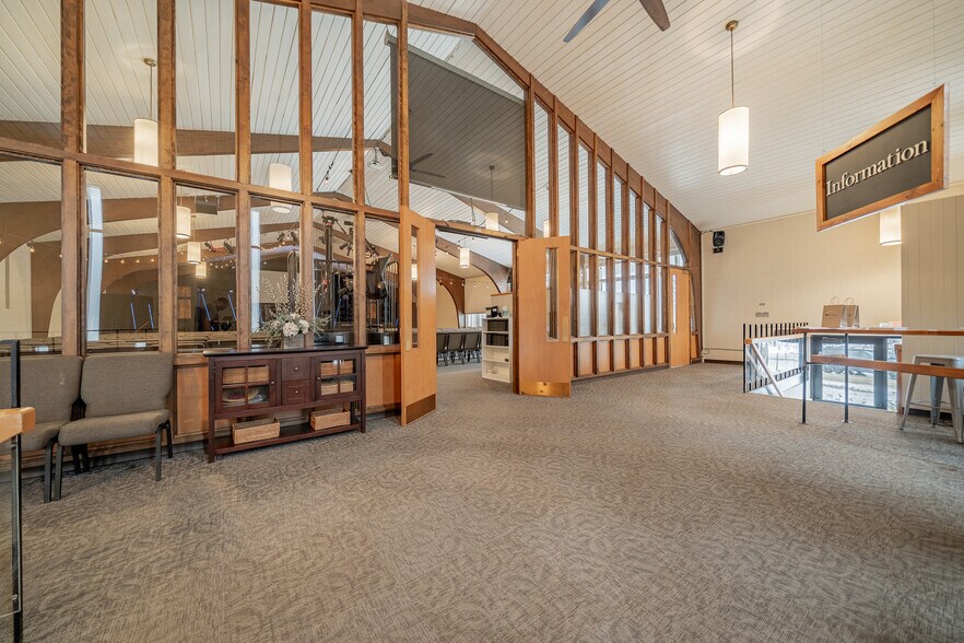 More Photos Of 1331 High Ave, Oshkosh Religious Facility For Sale