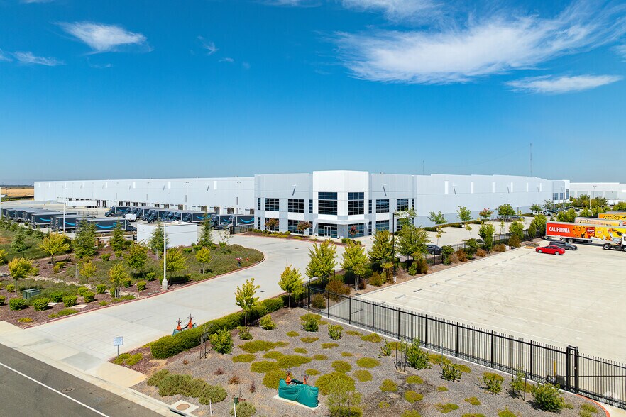 Primary Photo Of 3685 Massie Ct, West Sacramento Distribution For Lease