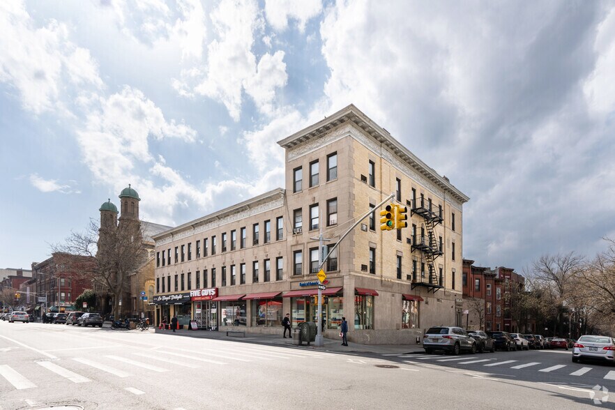 More Photos Of 274 7th Ave, Brooklyn Apartments For Sale