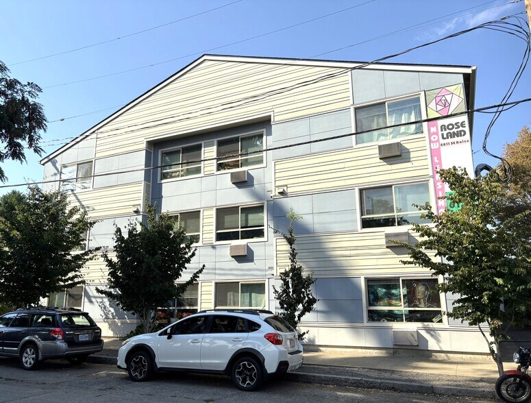 Primary Photo Of 5811 SE Boise St, Portland Apartments For Sale
