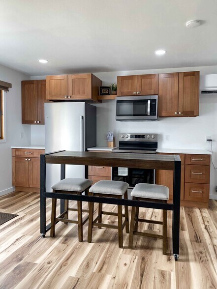 More Photos Of 605 SD Highway 25 S, De Smet Specialty For Sale