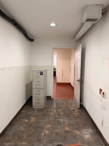 More Photos Of 3129 W Sunset Blvd, Los Angeles Apartments For Lease