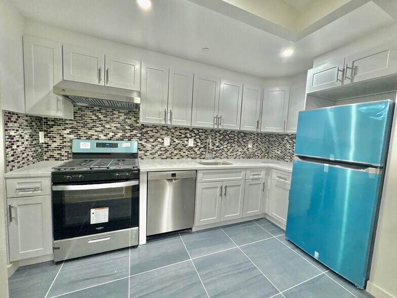 More Photos Of 3641 Johnson Ave- Riverdale, Bronx Apartments For Sale