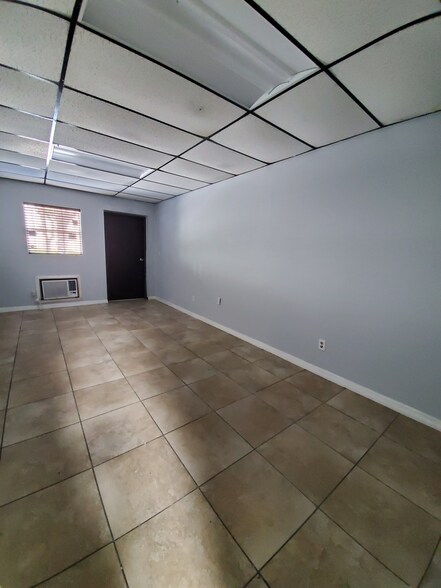 More Photos Of 1225 Bennett Dr, Longwood Unknown For Lease