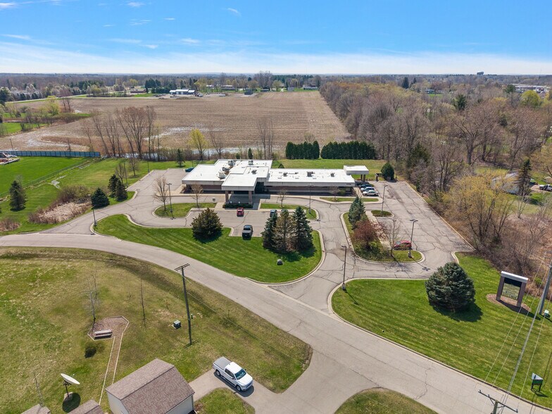 More Photos Of 1794 N Lapeer Rd, Lapeer Medical For Lease
