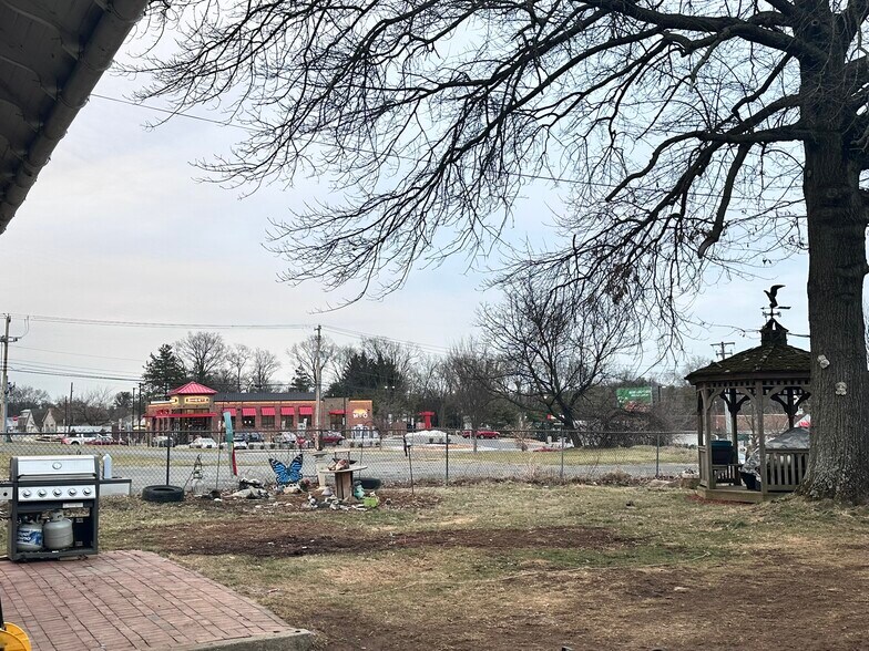 More Photos Of 2511 Gettysburg Rd, Camp Hill Warehouse For Sale