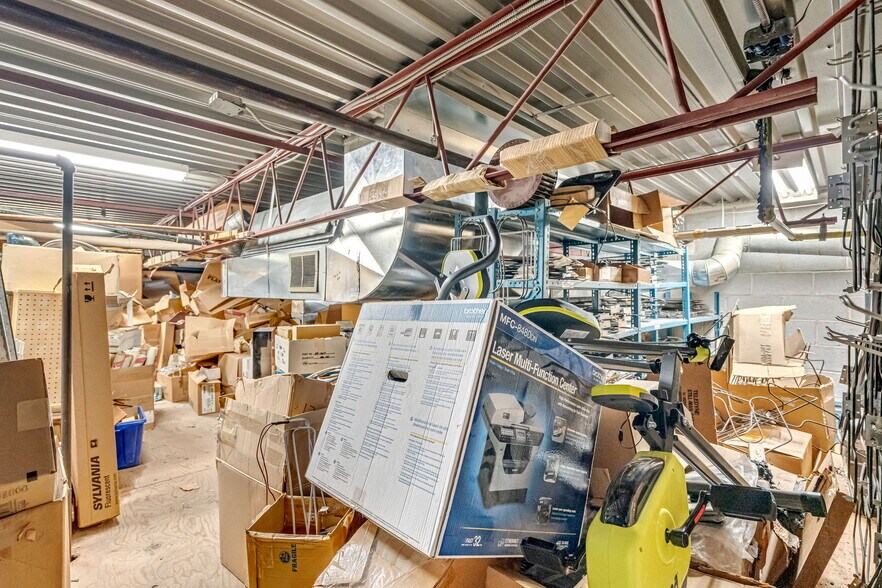 More Photos Of 750 Oakdale Rd, Toronto Flex For Sale