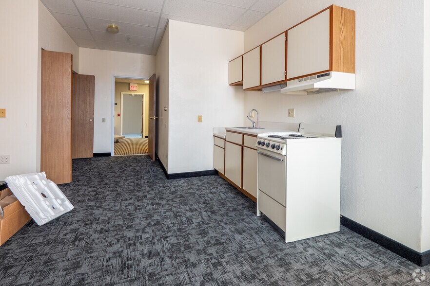 More Photos Of 123 S Pearl St, Berlin Assisted Living For Sale