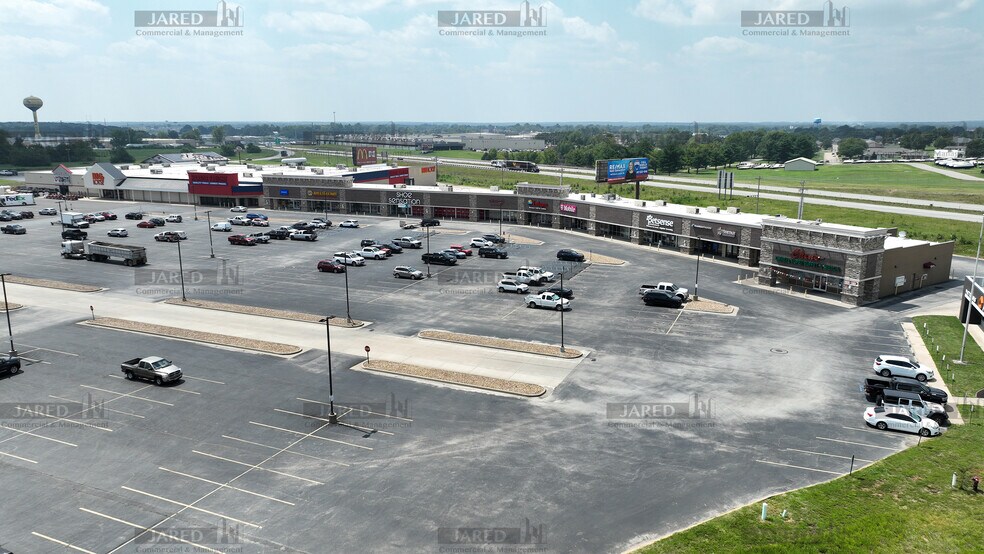 More Photos Of 1655-1701 S Jefferson Ave, Lebanon Unknown For Lease