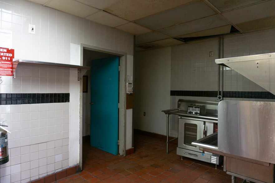 2187 N Bridge St, Elkin, NC 28621 General Retail For Sale