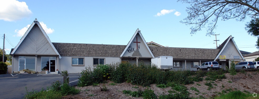 More Photos Of 4270-4286 Seven Hills Rd, Castro Valley Storefront For Lease