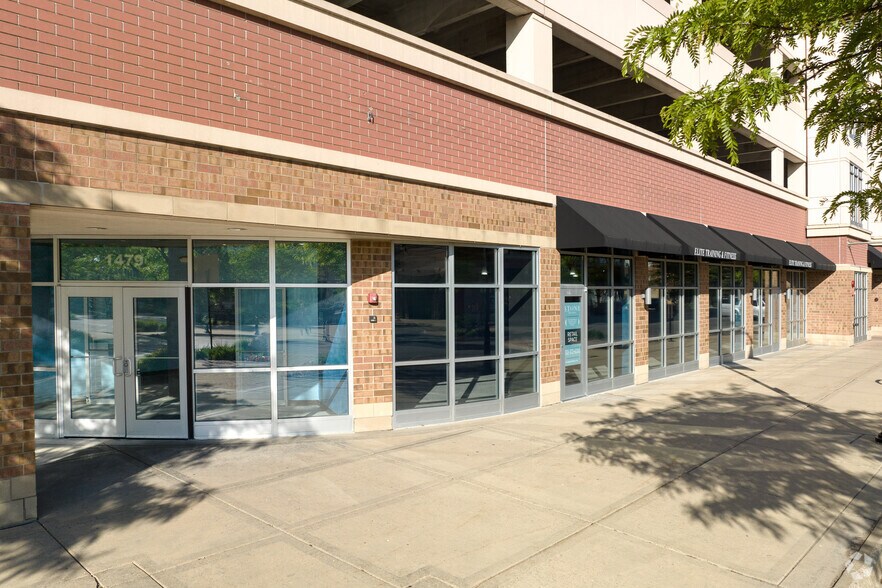 More Photos Of 1518 Market St, Des Plaines Unknown For Lease