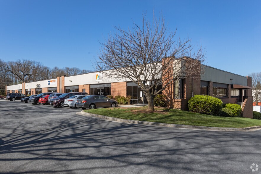 Primary Photo Of 200 Girard St, Gaithersburg Flex For Lease