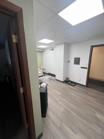 More Photos Of 1521-1611 Losey Blvd S, La Crosse Freestanding For Lease