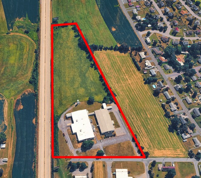 More Photos Of 600 Valley Rd, Hamburg Manufacturing For Lease