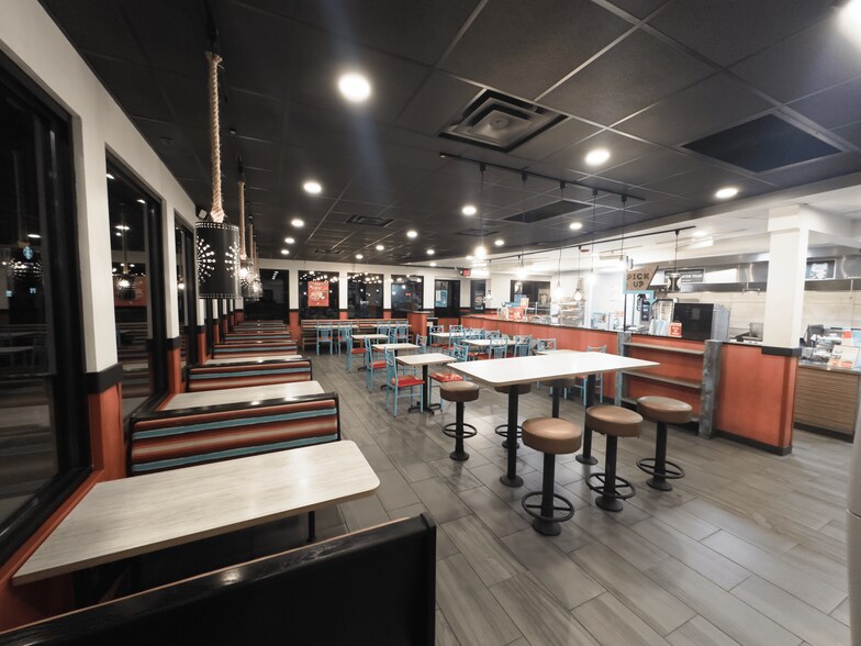 More Photos Of 1053 Bypass 123, Seneca, SC 29678, Seneca Fast Food For Sale