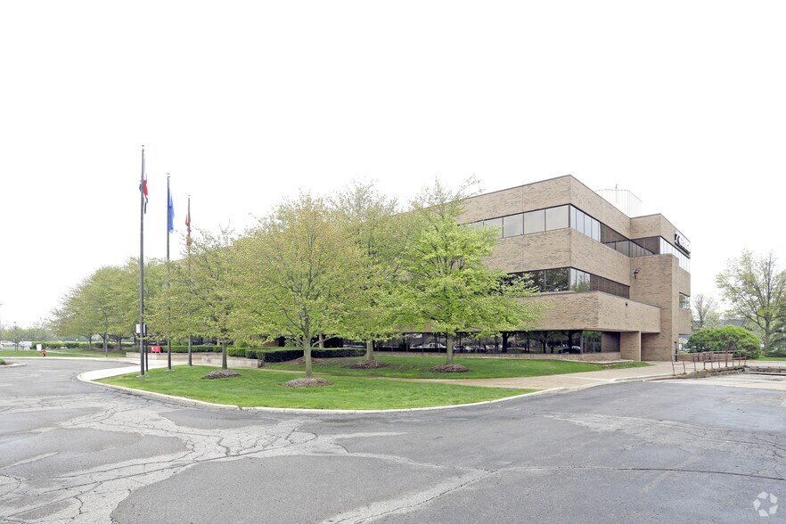 More Photos Of 950 Stephenson Hwy, Troy Loft Creative Space For Lease