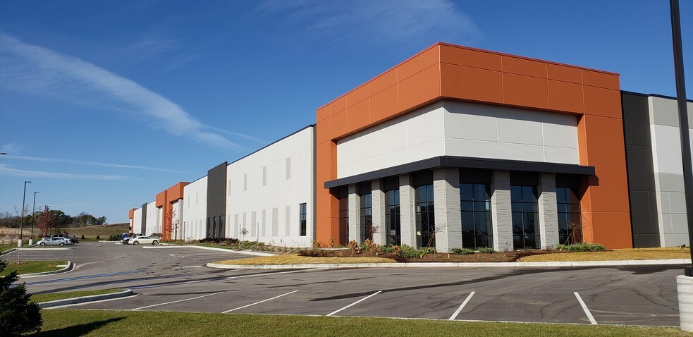 More Photos Of 2840 Innovation Way, Sun Prairie Unknown For Lease