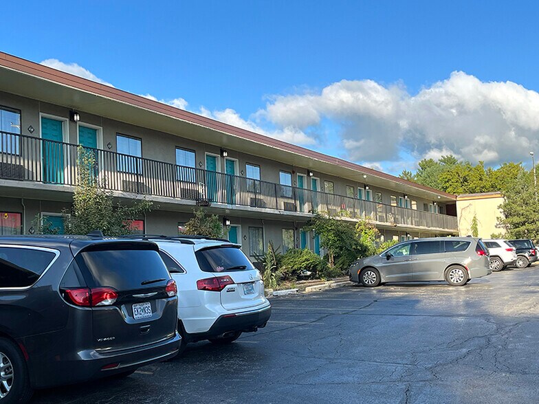 More Photos Of 2601 N Walnut St, Bloomington Hospitality For Sale