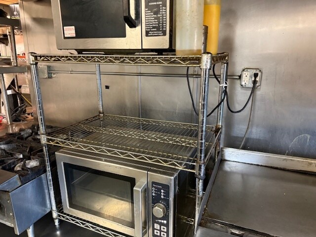 More Photos Of 1964 W Foothill Blvd, Upland Restaurant For Sale