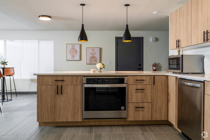 More Photos Of 465 N Arthur St, Kennewick Apartments For Sale