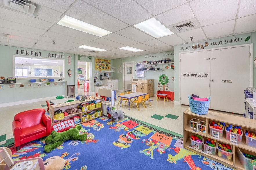 More Photos Of 2560 N Green Valley Pky, Henderson Daycare Center For Sale