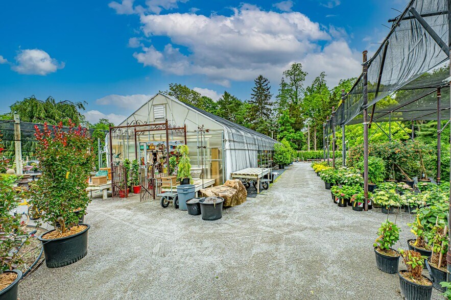 More Photos Of 185 N Country Rd, Mount Sinai Garden Center For Sale
