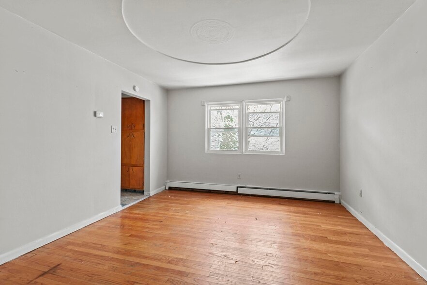 More Photos Of 932 Prospect Ave, Scranton Apartments For Sale