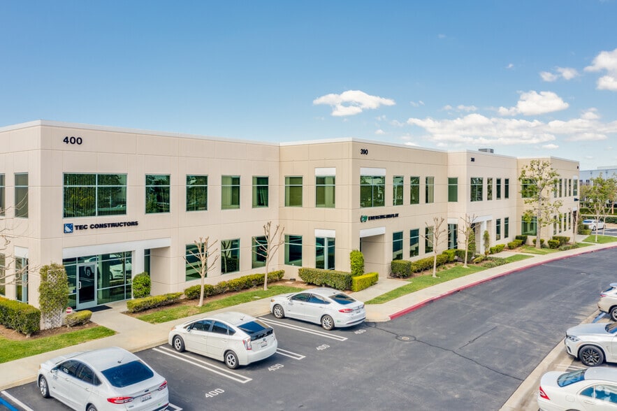 Primary Photo Of 370 Goddard, Irvine Research And Development For Lease