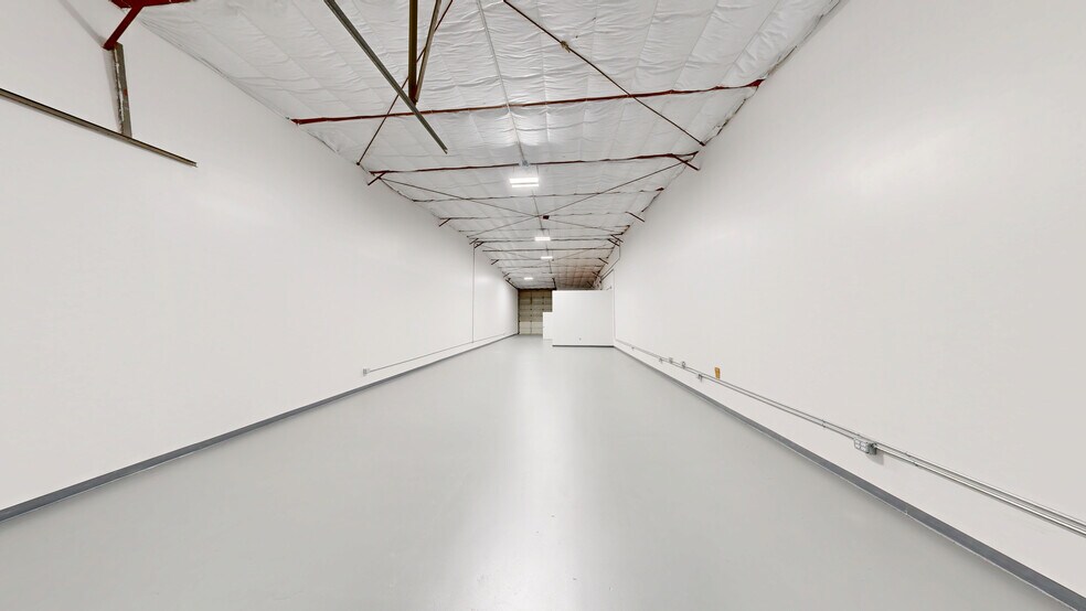 More Photos Of 405 Tillery St, Austin Distribution For Lease