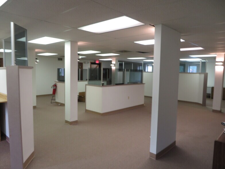 More Photos Of 120 Old Camplain Rd, Hillsborough Office For Lease