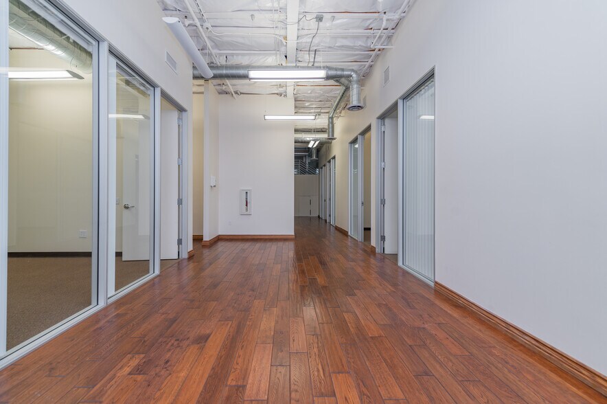 More Photos Of 8925 Research Dr, Irvine Office For Sale
