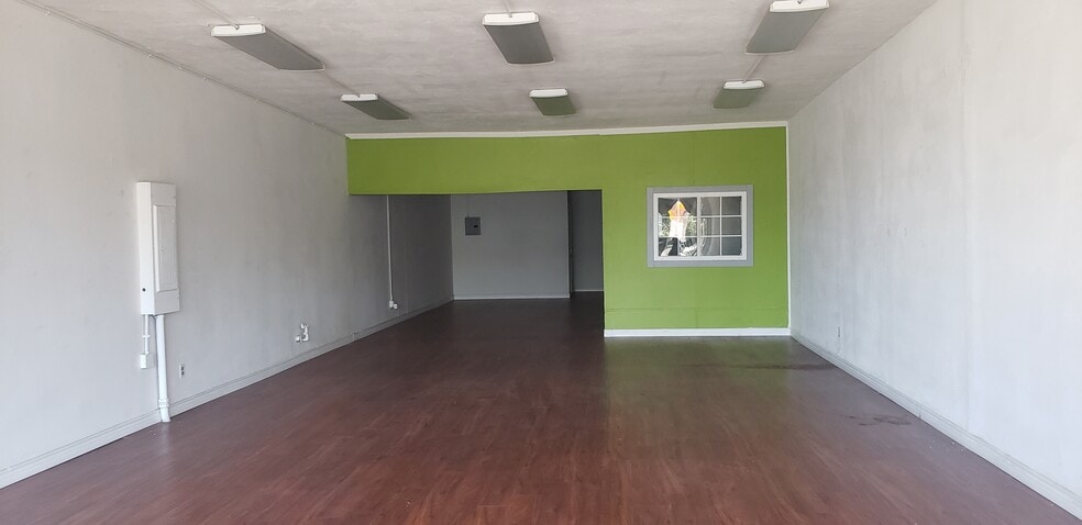 More Photos Of 15873-15879 Amar Rd, La Puente Unknown For Lease