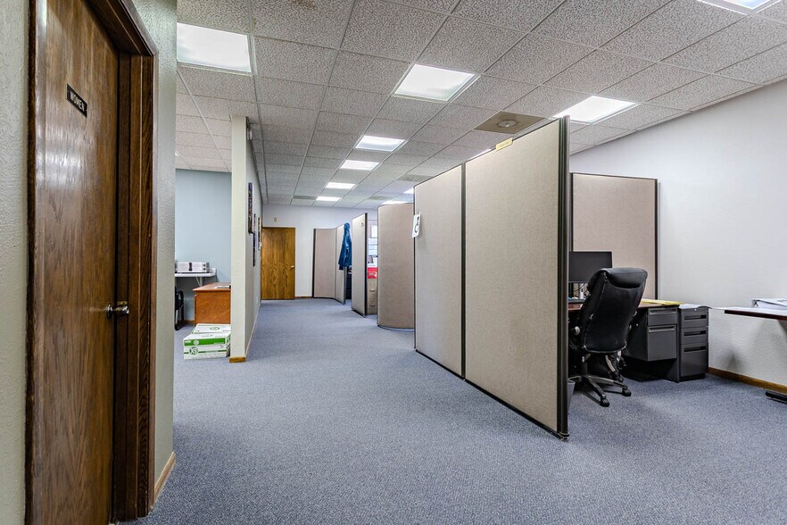 More Photos Of 3205 Terrace Ct, Wausau Office For Sale