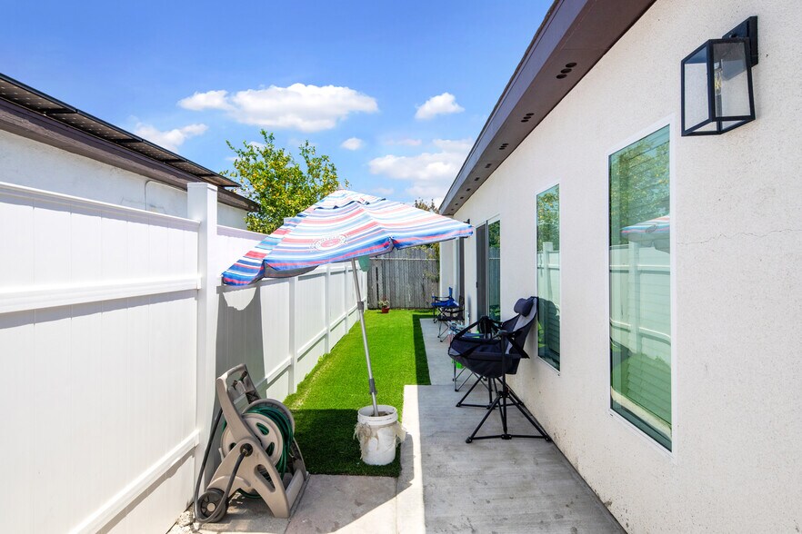 More Photos Of 8247 9th St, Rancho Cucamonga Apartments For Sale