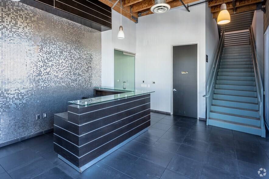 More Photos Of 9140 Irvine Center Dr, Irvine Office For Lease