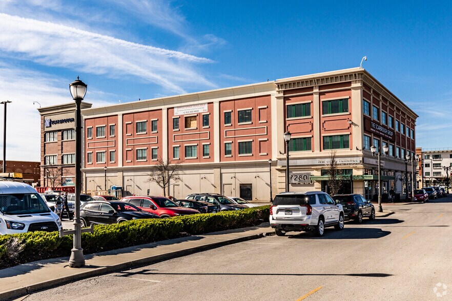 More Photos Of 7200 NW 86th St, Kansas City Unknown For Lease