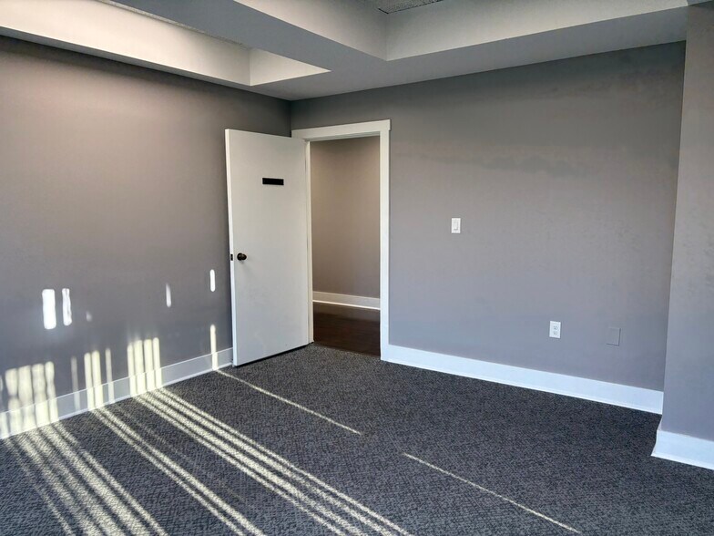 More Photos Of 6099 Riverside Dr, Dublin Office For Lease