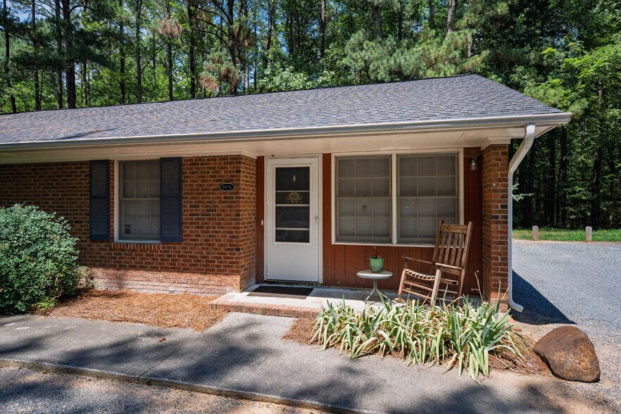 More Photos Of 547 Cedar Lake Rd, Chapel Hill Multifamily For Sale
